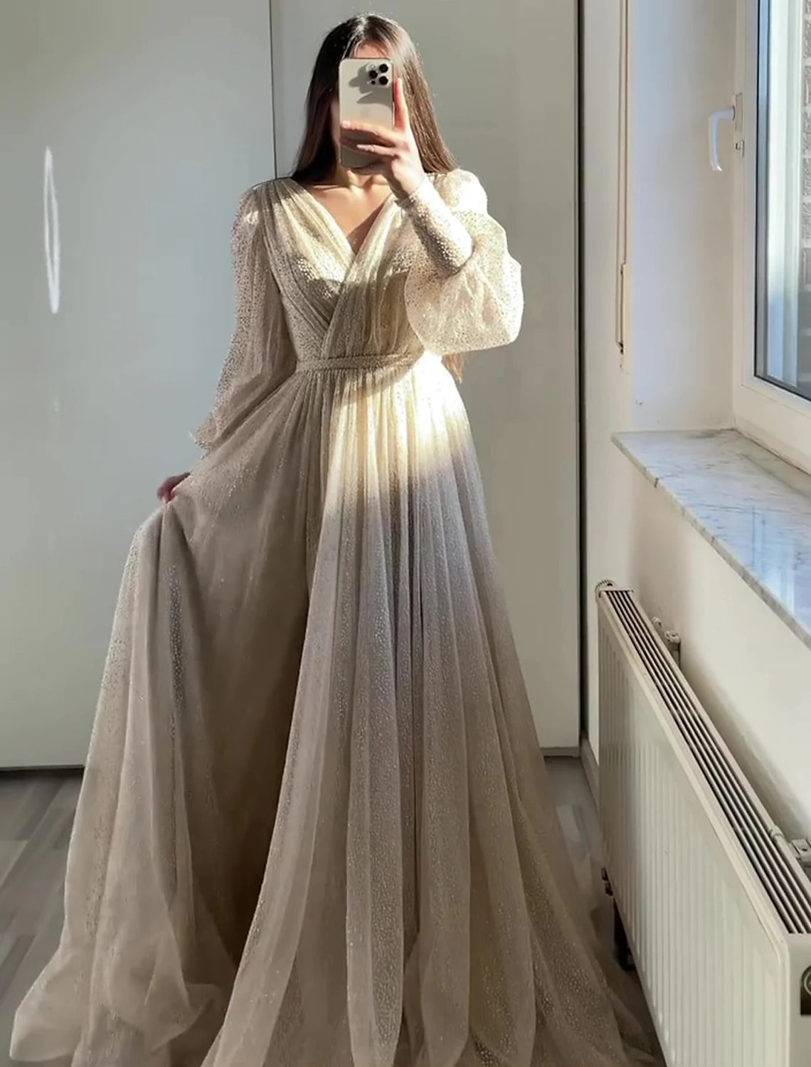 Vestidos de fiesta de corte A, brillantes, formales, de lazo negro, hasta el suelo, manga larga, escote en V, para invitadas de boda de otoño, tul con fruncido 2025